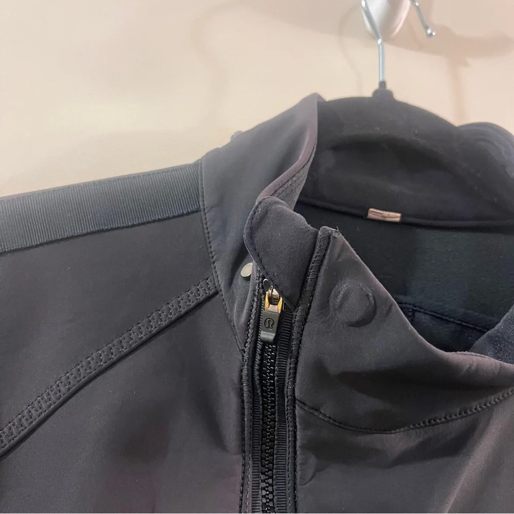 Lululemon Keep It Up Jacket size 10 - Picture 5 of 14